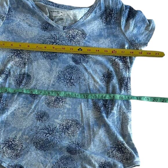 Womens Shirts Bundle Everyday Wear Gym Workout Casual Gardening Walking Playdate - Picture 4 of 8